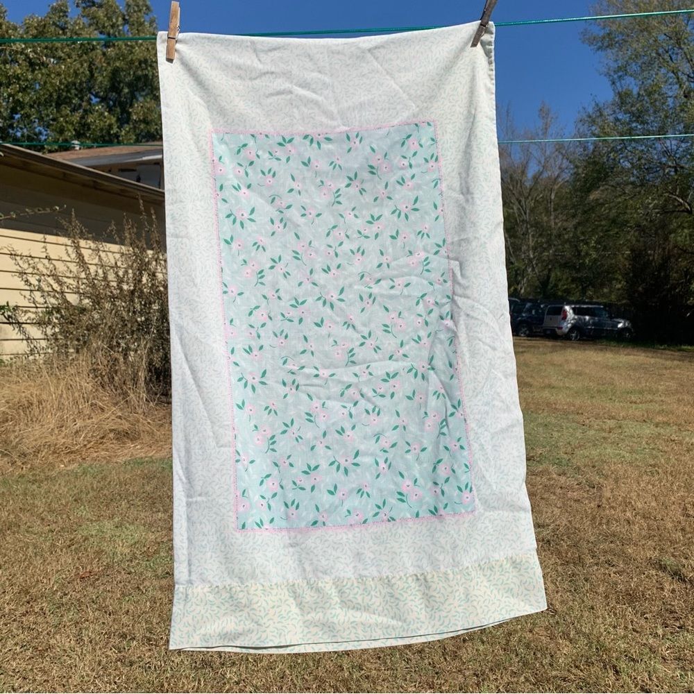Vintage Ditsy Floral Pastel Colorblock Standard Size Pillowcase